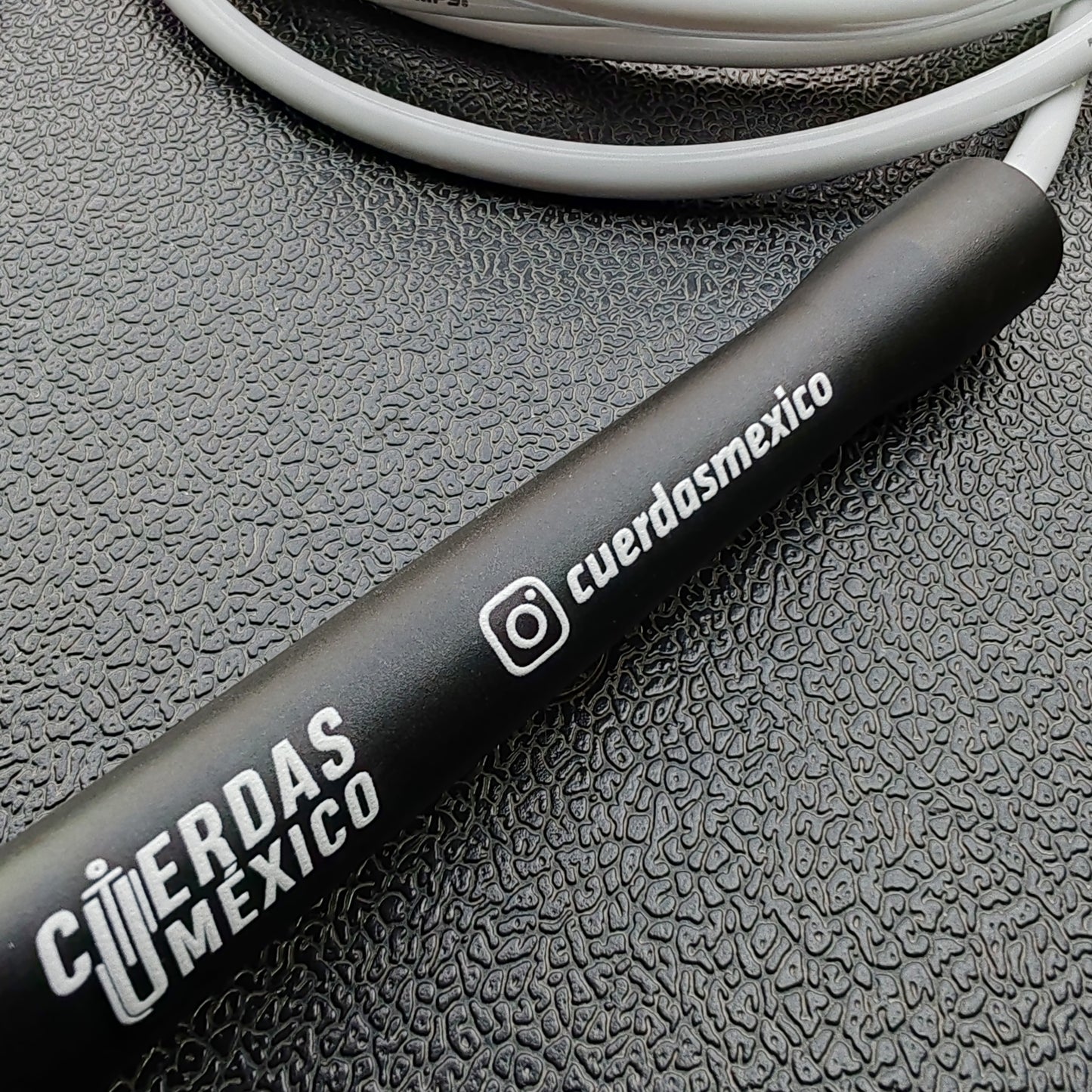 Cuerda para saltar de PVC - Blanca 5MM x 3M