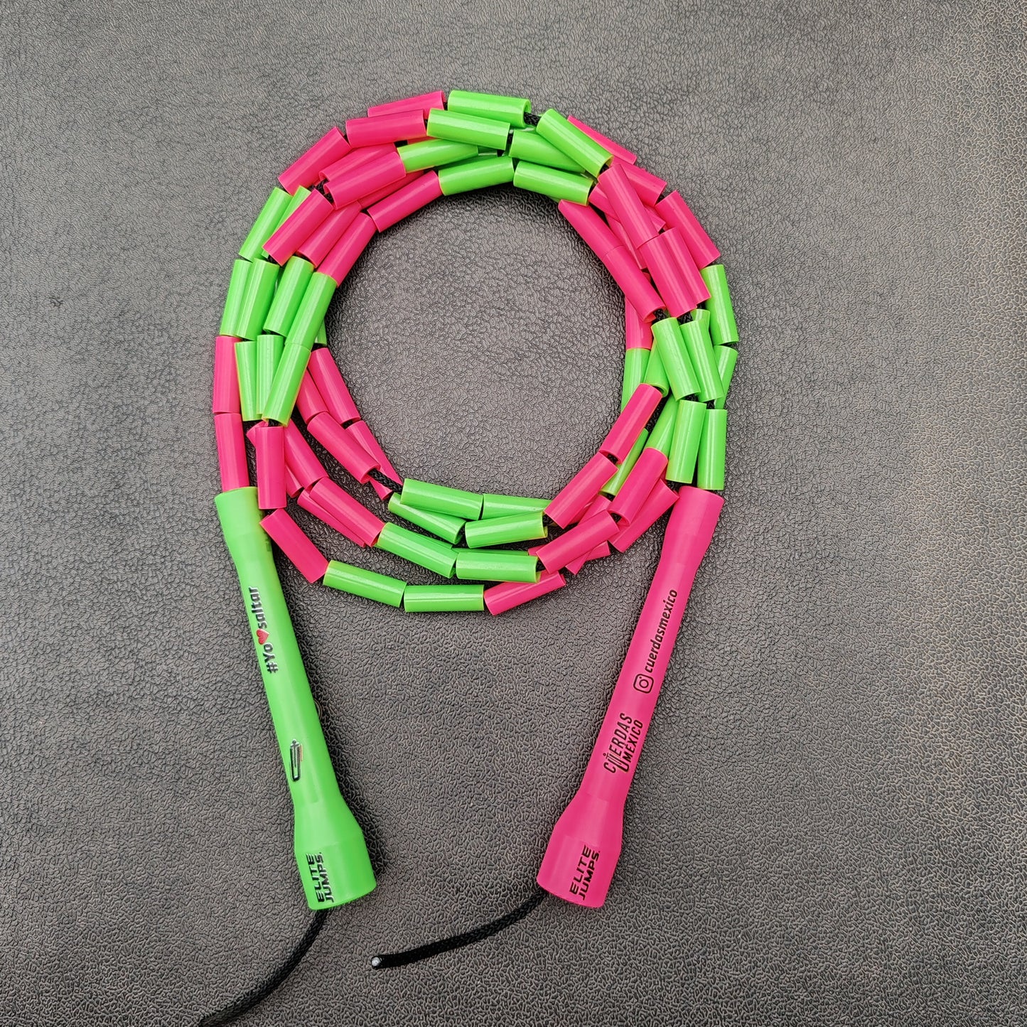 Cuerda para saltar Segmentada- Rosa con Verde Neón (Multicolor)