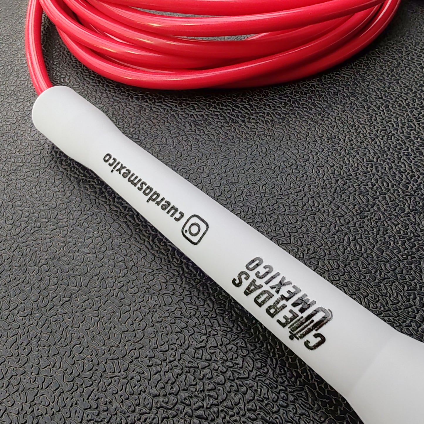 Cuerda para saltar de PVC - Roja